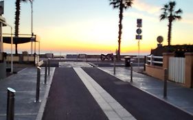 Canet Centre Ville Et Plage - Equipe Avec Climatisation