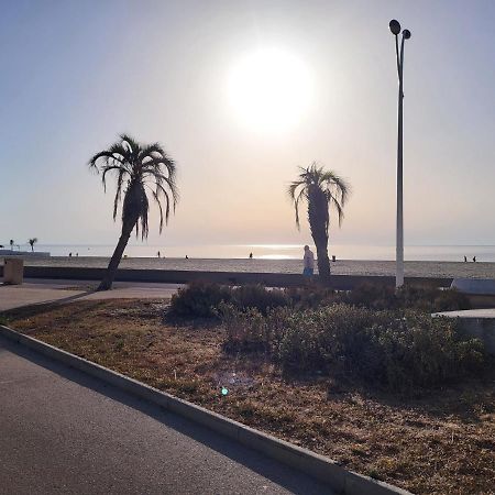 Canet Centre Ville Et Plage - Equipe Avec Climatisation Extérieur photo